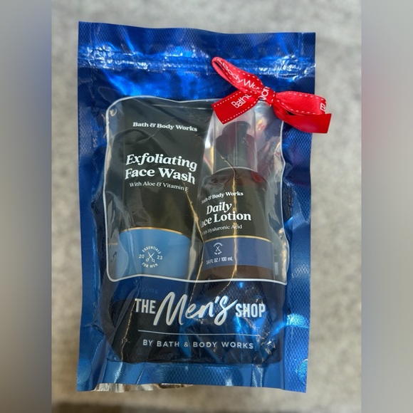NEW Bath & Body Works Men’s Face Care Set Exfoliating Wash Daily Lotion Moisture - Picture 2 of 6